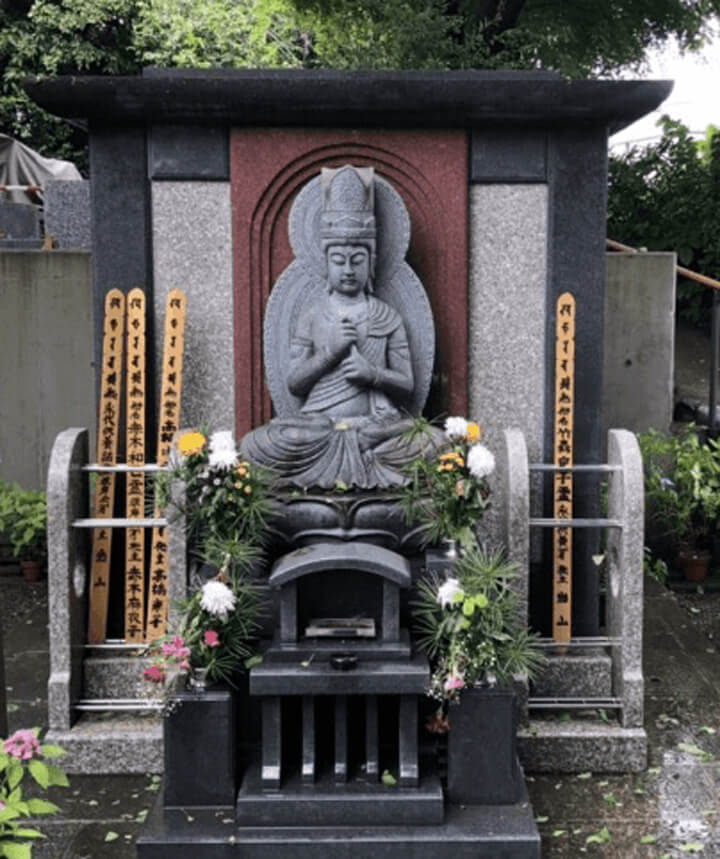 寺院既存の永代供養墓内にご納骨