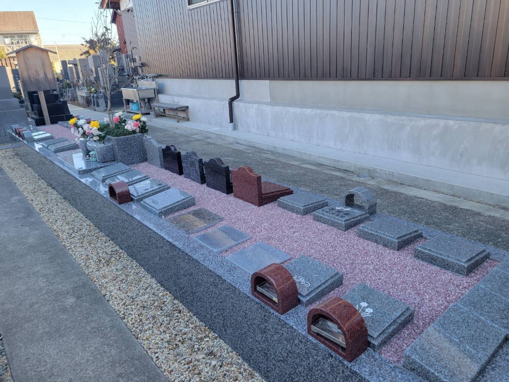 リーフログ碧南樹木葬墓苑の風景