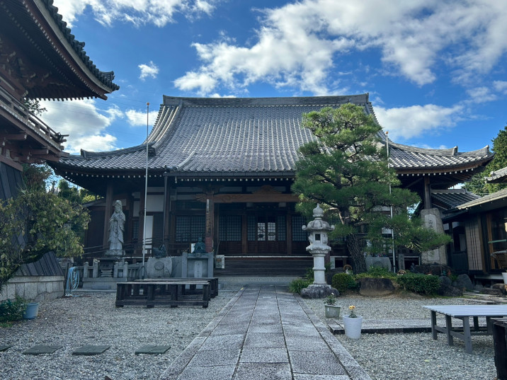 草津 西方寺の外観