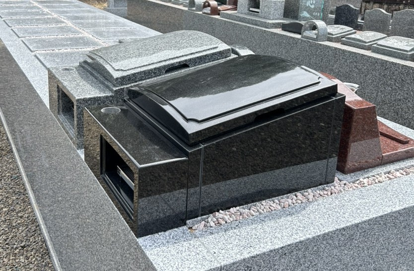 リーフログ甲賀 A区画 大型墓石タイプ
